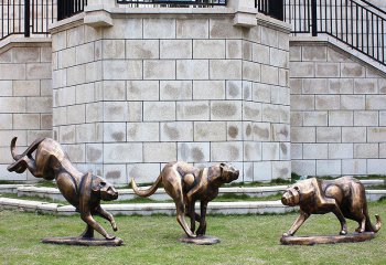 豹子雕塑-公園仿銅創(chuàng)意，鑄造、噴漆金錢豹雕塑