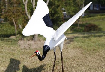 仙鶴雕塑-公園草坪玻璃鋼大型仿真鶴雕塑