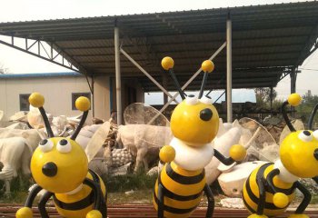 蜜蜂雕塑-商業街公園擺放彩繪黃色玻璃鋼蜜蜂雕塑