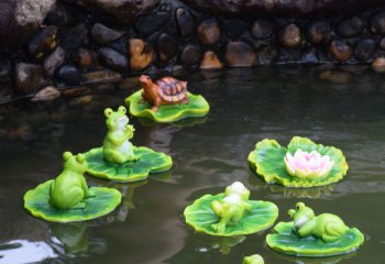 “水中青春”藝術(shù)新人聯(lián)展