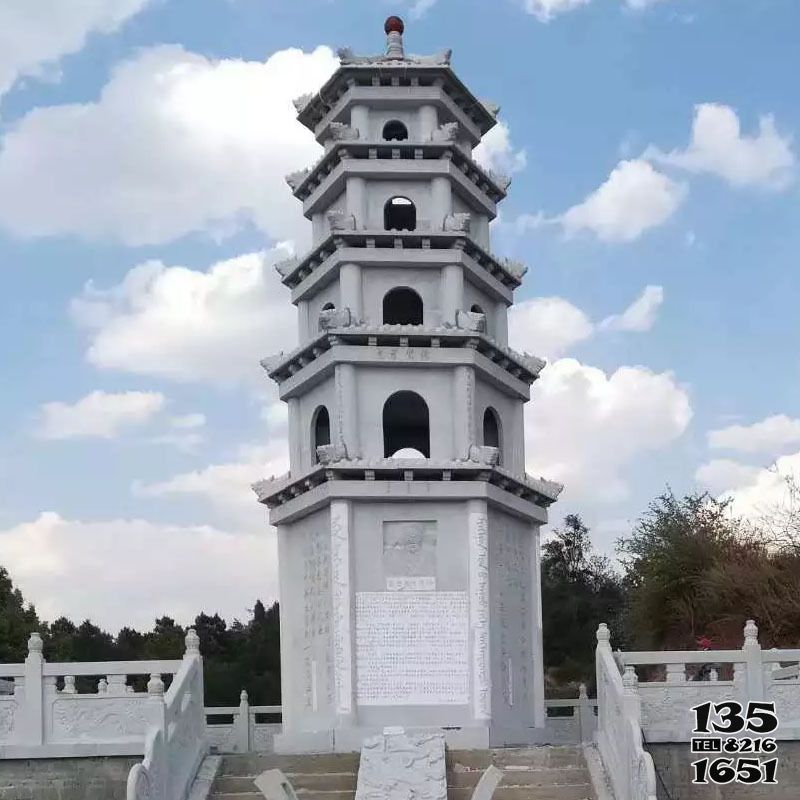 燈塔雕塑-園林寺廟仿古青石做舊石燈塔裝飾擺件石燈籠雕塑高清圖片