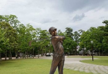 玻璃鋼仿銅打高爾夫球人物雕塑-公園玻璃鋼仿銅打高爾夫球人物